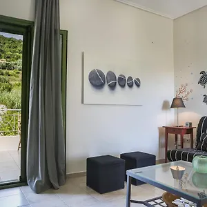  Apartment Sea