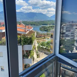 https://mb-luxury-apartments.albaniahotels.org